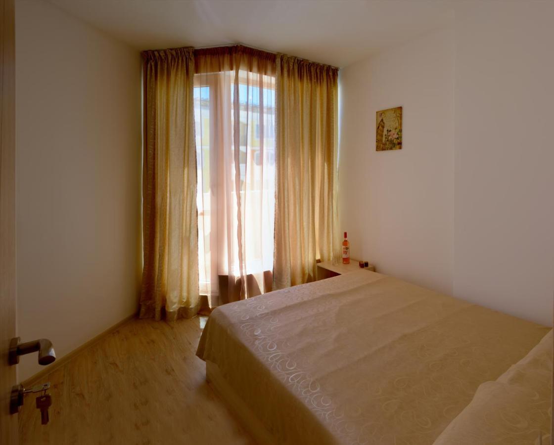 סאני ביץ' Vanilla Garden Apartments מראה חיצוני תמונה