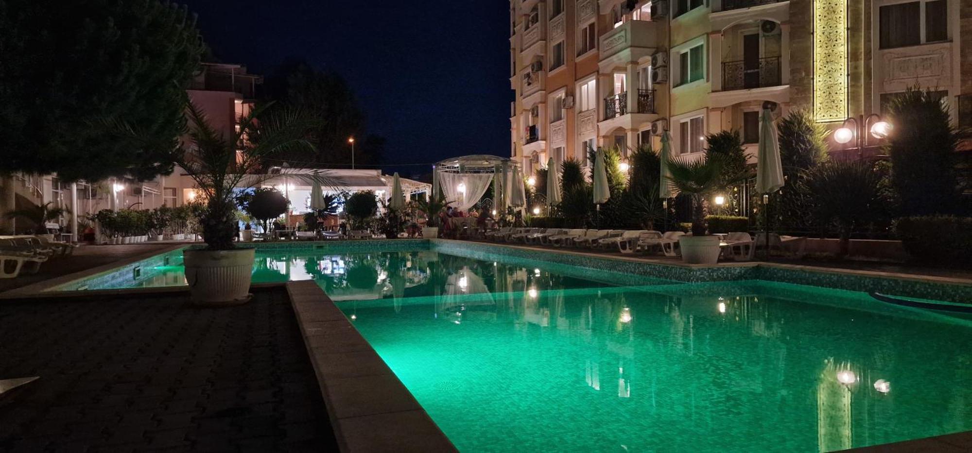 סאני ביץ' Vanilla Garden Apartments מראה חיצוני תמונה