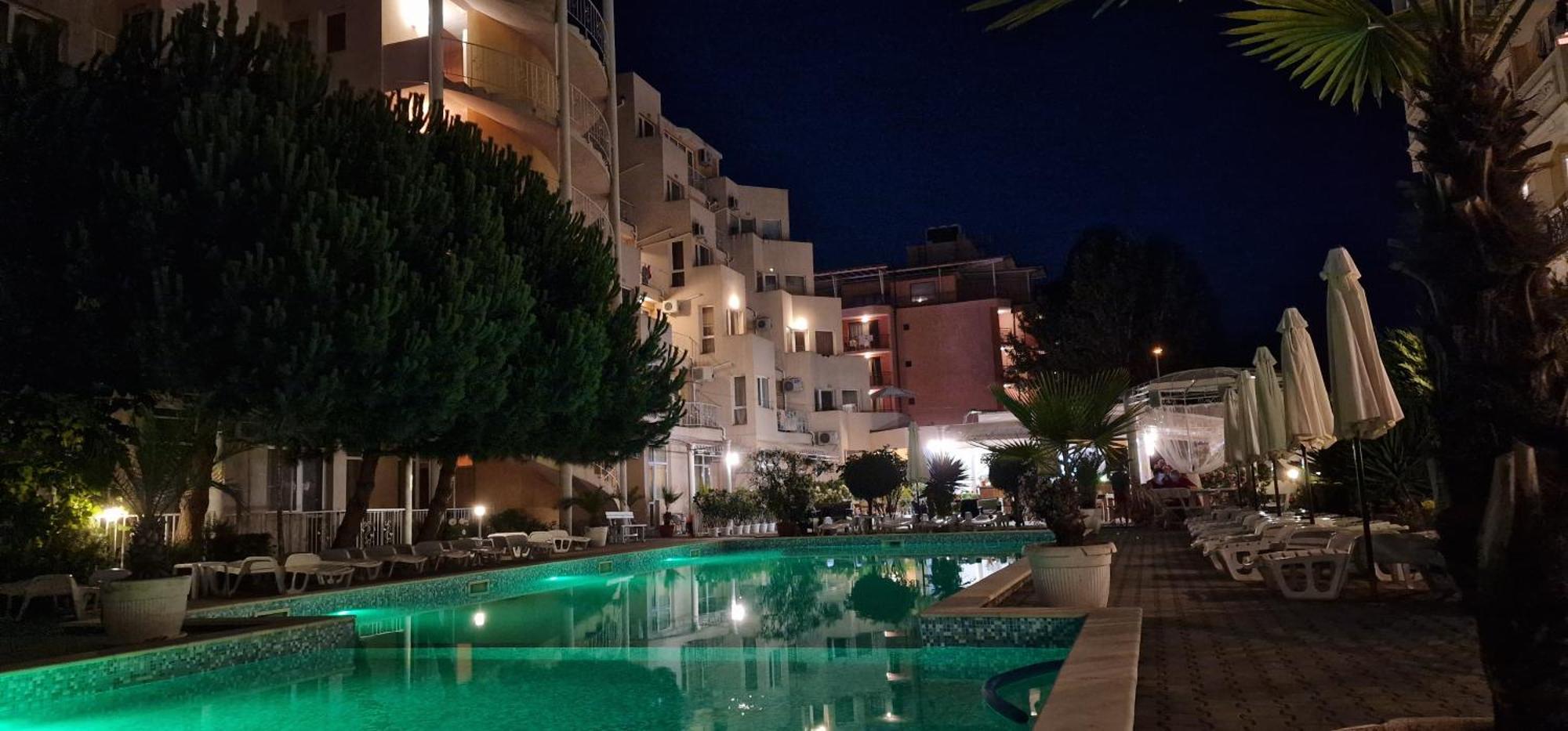 סאני ביץ' Vanilla Garden Apartments מראה חיצוני תמונה