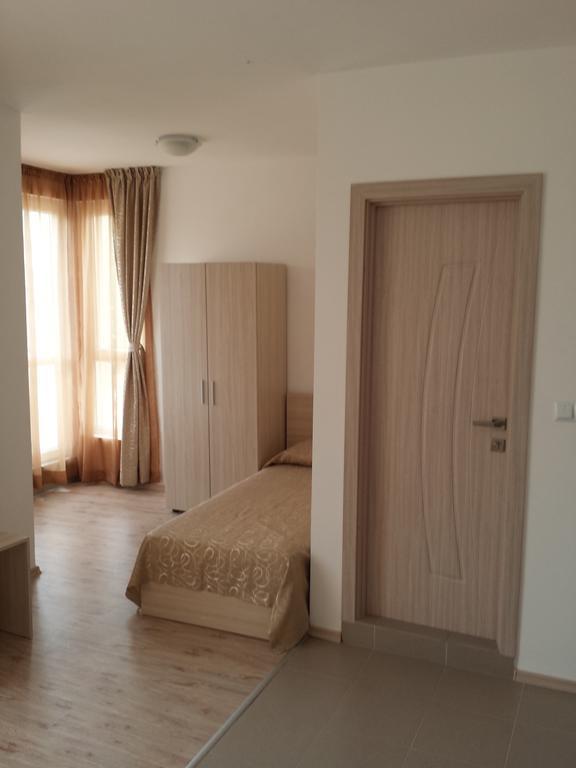 סאני ביץ' Vanilla Garden Apartments מראה חיצוני תמונה