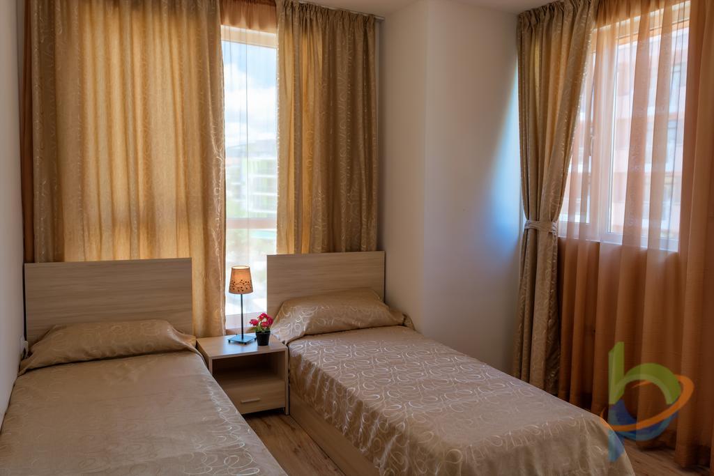 סאני ביץ' Vanilla Garden Apartments מראה חיצוני תמונה