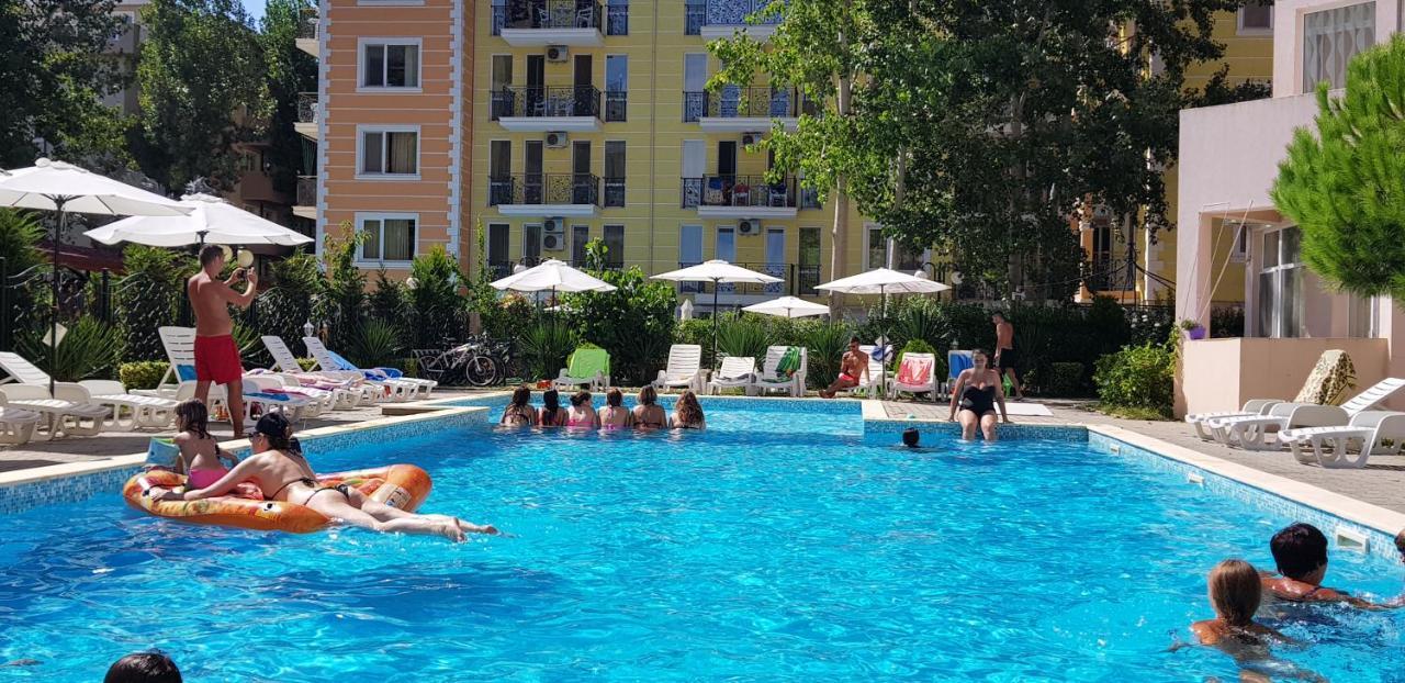 סאני ביץ' Vanilla Garden Apartments מראה חיצוני תמונה