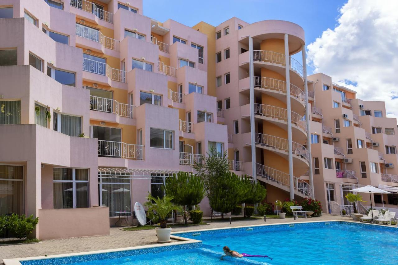 סאני ביץ' Vanilla Garden Apartments מראה חיצוני תמונה