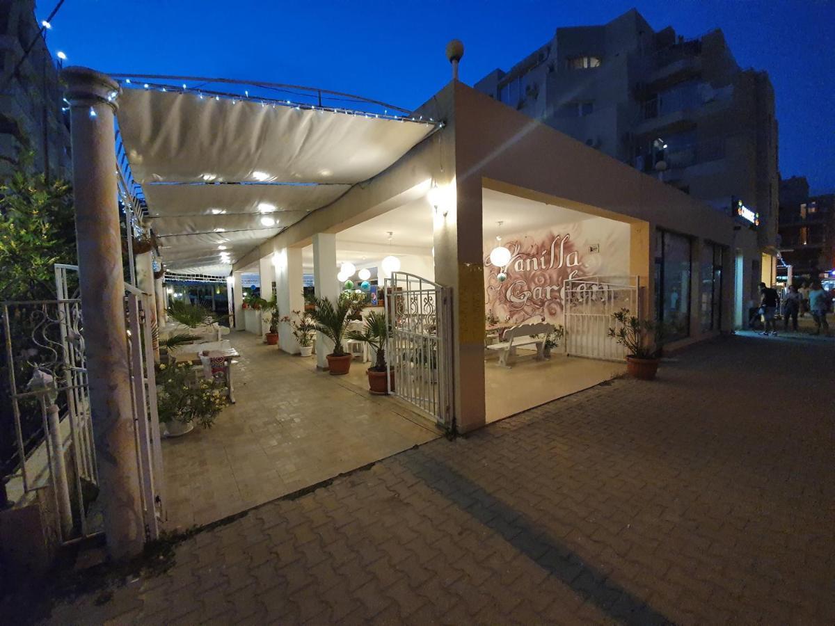 סאני ביץ' Vanilla Garden Apartments מראה חיצוני תמונה